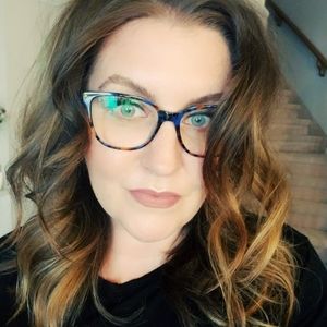 Meet your Posher, Camae